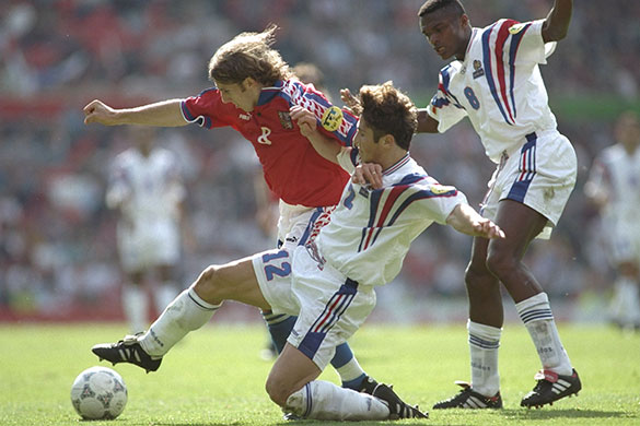 Old Trafford History: Karel Poborsky of the Czech Republic tangles with France's Bixente Lizarazu