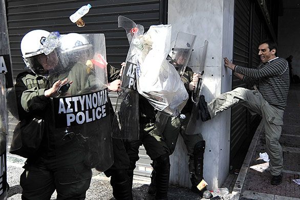 Clashes in Greece: riot police during a demonstration in the centre of Athens