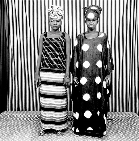 Malick Sidibé Gallery: Cousins, 1975