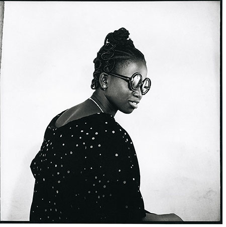 Malick Sidibé Gallery: Portrait de Mlle Kante Sira, 1965