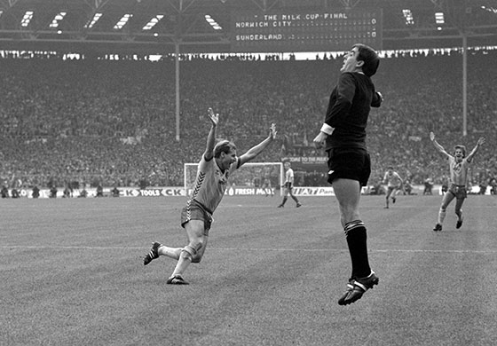 League Cup finals: Milk Cup Final.