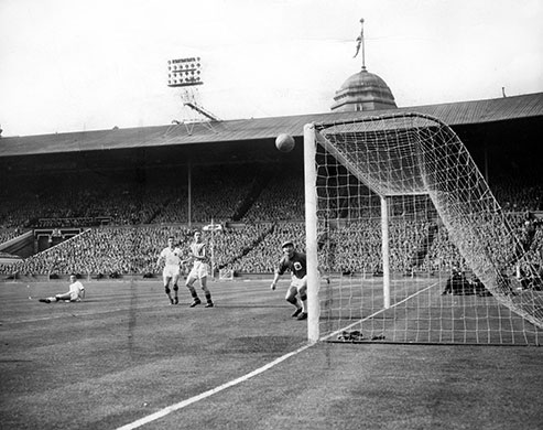 League Cup finals: Soccer - FA Cup Final - Manchester United v Aston Villa - Wembley Stadium