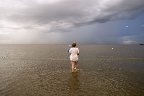 24 hours: service for Iemanja, an African goddess of the sea in Montevideo, Uruguay
