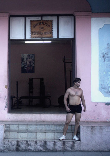 Readers' pics: exercise: Beefcake showing off his muscles outside the gym in Santiago de Cuba