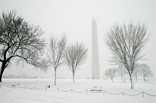 Washington in the snow: The Washington Monument