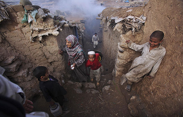 24 hours in pictures: Rawalpindi, Pakistan: A poor neighbourhood