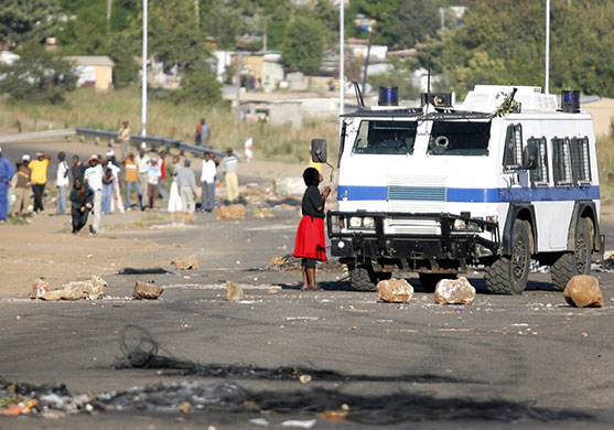 Violence in Pretoria: Protests over poor service delivery by Mamelodi residents turned violent 