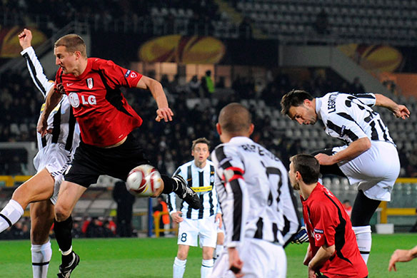 Juventus v Fulham: Juventus Turin vs FC Fulham