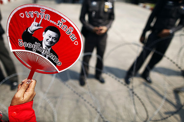 pro thaksin demonstration: An anti-government protester in Bangkok