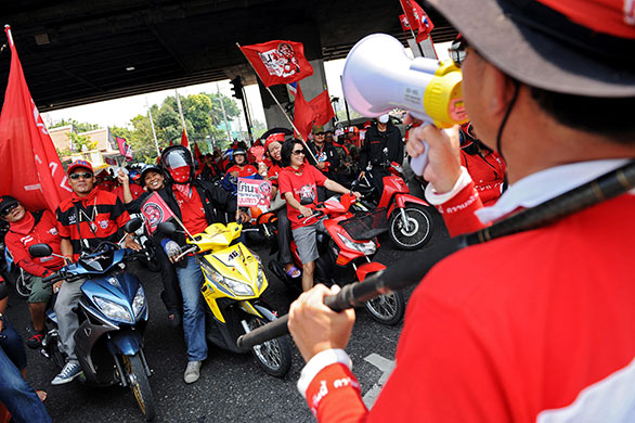 pro thaksin demonstration: rally in Bangkok 