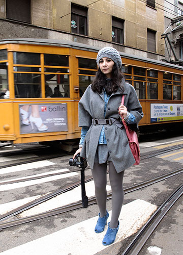 Face hunter: vulnerable and strong girl