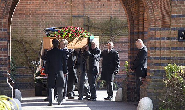 Argles election: Funeral of former Labour leader Michael Foot arrives at Crematorium
