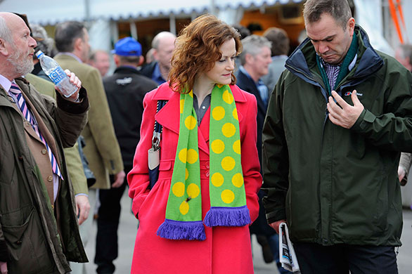 Cheltenham - Day 3: Kauto Star Scarf