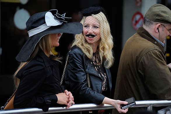 Cheltenham - Day 3: Racegoers