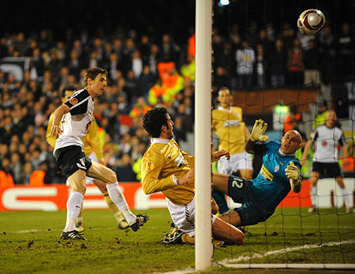 Europa League: Zoltan Gera scores to make it 2-1
