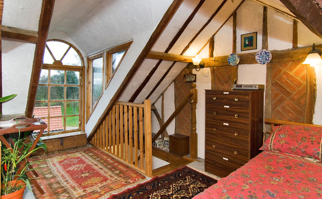 Trading up, trading down: Trading up, trading down hertfordshire