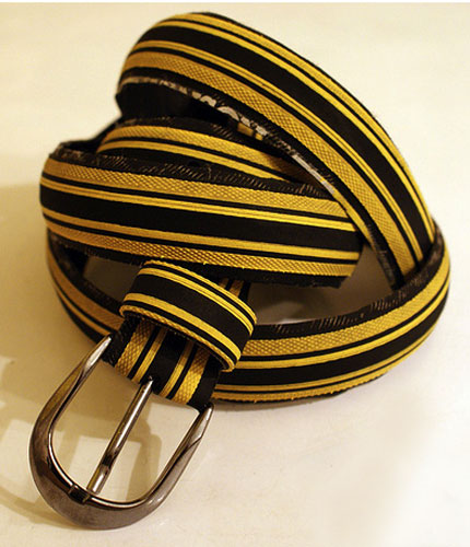 Bike blog objects: belt made out from bicycle tyre and designed by Dénes Muskotá