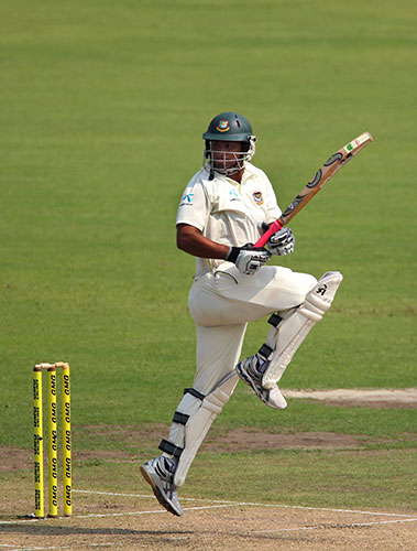 Bang v England 2nd Test: Bang v England 2nd Test