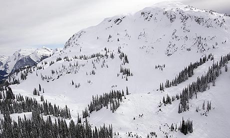 Canadian avalanche kills two French skiers | World news | The Guardian