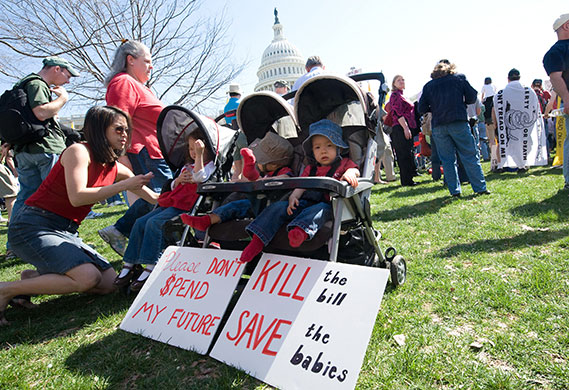 Healthcare reform: Supporters of the Tea Party movement demonstrate outside the US Capitol
