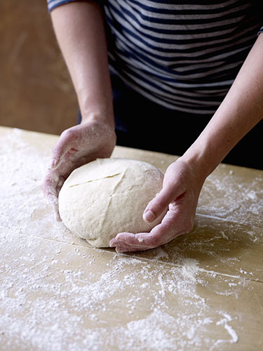 How to knead: Kneading dough 1