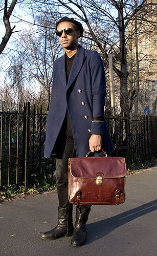 Face Hunter: Basel : Benjamin, 24, music manager