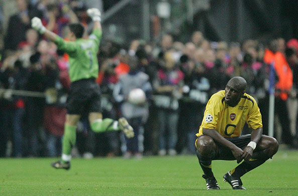 06 Champions League Final: Dejected Sol Campbell At The Final Whistle