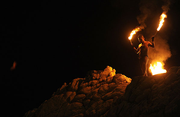 24 hours: A cliff diver in Acapulco, Mexico 