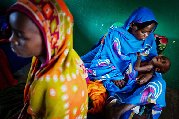 24 hours: therapeutic feeding centre supported by UNICEF near the border with Darfur 
