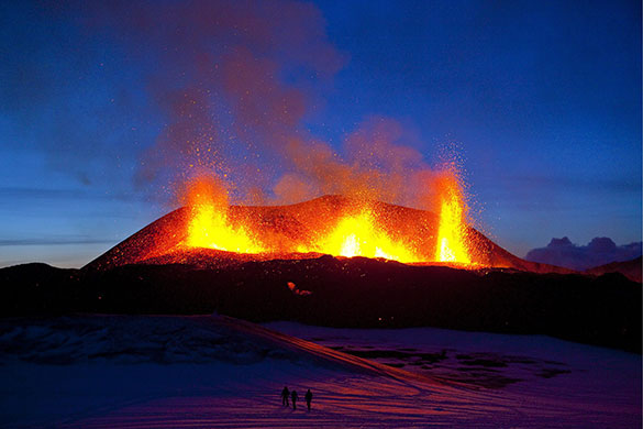 Iceland volcano: Iceland volcano continues to erupt