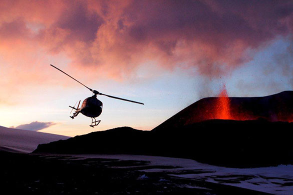 Iceland volcano: Iceland volcano by helicopter