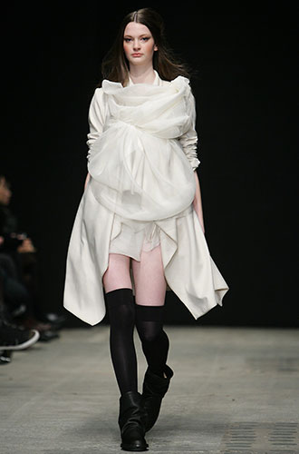 Paris Fashion Week: Paris Fashion Week Moon Young Hee