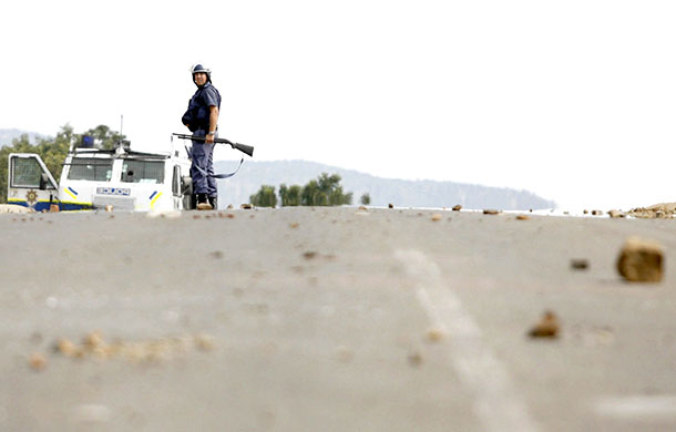 24 hours in pictures: Protests In Brits - South Africa