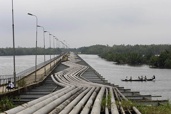 The Curse of Black Gold: Environmental and human impact of oil extraction in Niger Delta, Nigeria