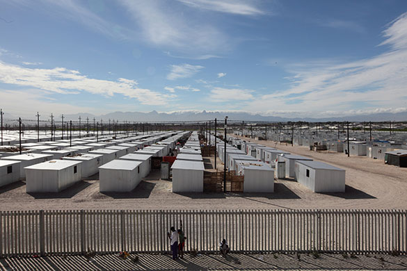 Blikkiesdorp, Cape Town: The view over Blikkiesdorp's 1400 units