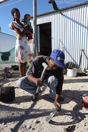 Blikkiesdorp, Cape Town: A family struggle to survive at Blikkiesdorp