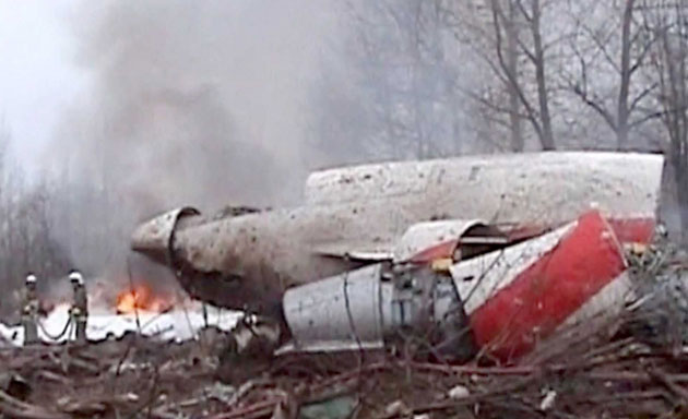Plane-wreckage-from-Smole-006.jpg
