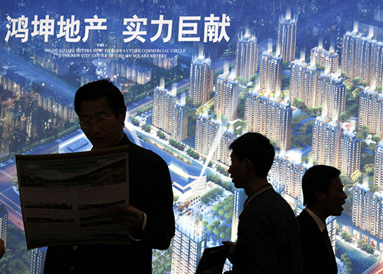Week in business: Buyers at the Beijing Property Trade Fair 