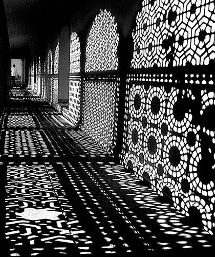 In Pictures: Pattern: metal grille in a ­hotel in India