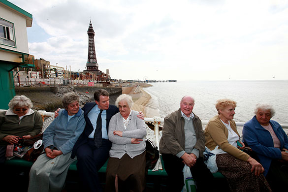 Mandelson in Blackpool: Mandelson jokes with people on the pier
