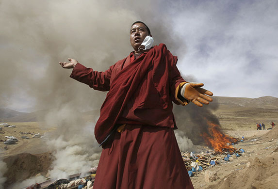 24 hours in pictures: 24 hours in pictures