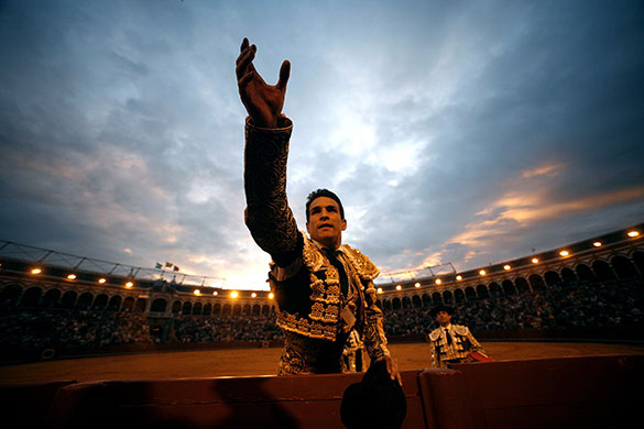 24 hours in pictures: Seville, Spain: Matador Jose Maria Manzanares