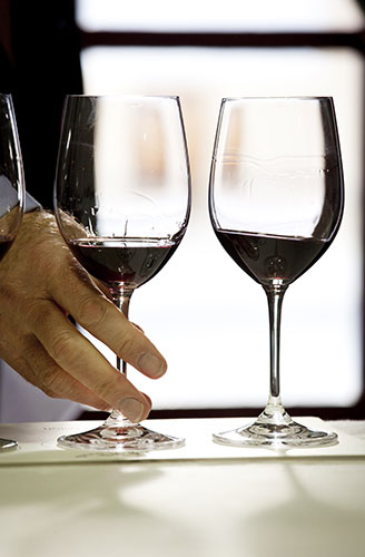 Wine tasting in Bordeaux: Tasting in Bordeaux of the 2009 vintage Château Lafite Rothschild wine