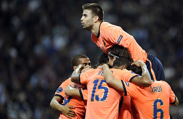 Inter v Barca: Barcelona's players celebrate after forward Pedro Rodriguez scored 