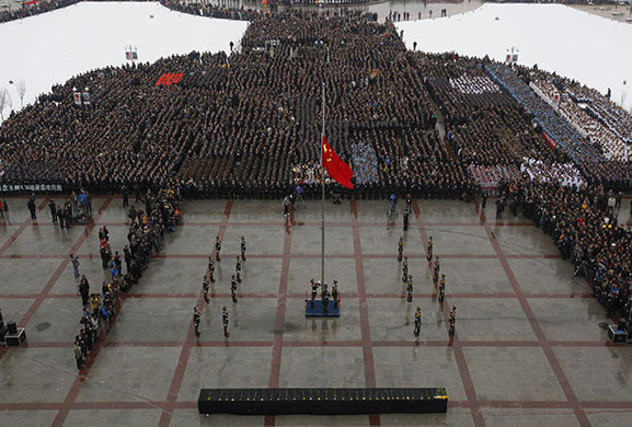 china quake mourning: Xining: People pay a silent tribute to the Yushu earthquake victims