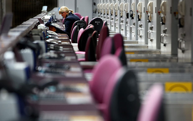 Airspace reopens: Airports On Stand By To Re Open As First Flights Leave The UK