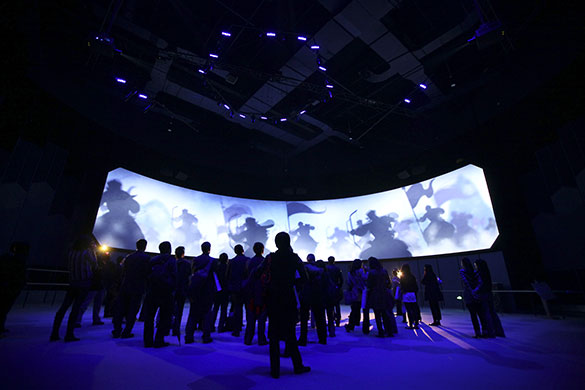 Shanghai Expo: Journalists in the Chinese Information and Communication Pavilion