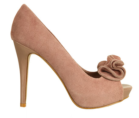 Key Trends: Neutral: Peep-toe shoes