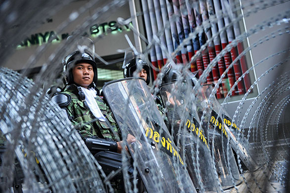 Thailand's red shirt demo: Thainland's red shirt protests continue 