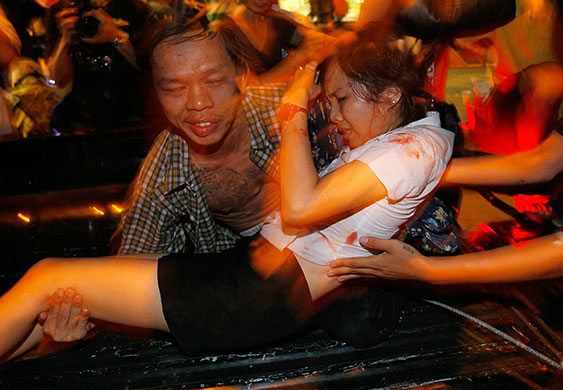 Thailand's red shirt demo: Thainland's red shirt protests continue 